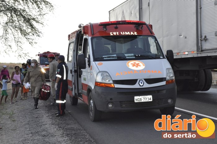 Quatro mulheres ficam feridas em grave acidente na BR 230 próximo ao município de Sousa. Veja fotos!