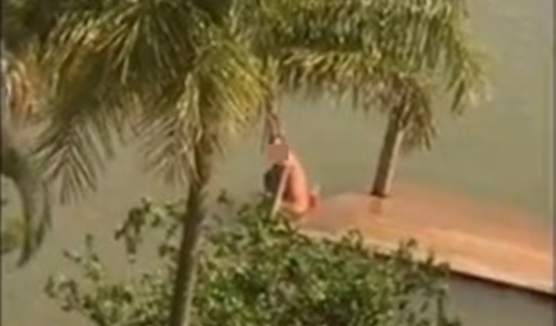 V Deo Casal Flagrado Fazendo Sexo Em P Blico No Lago Di Rio Do Sert O