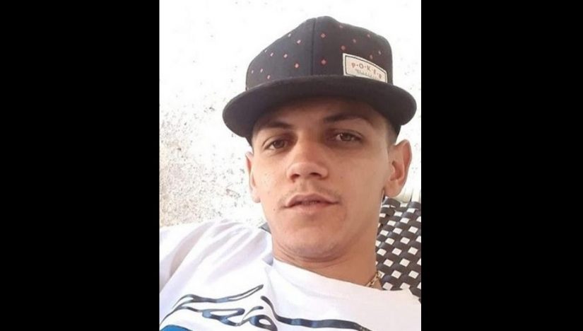 Jovem sofre emboscada e acaba sendo morto a tiros em São Bento mulher